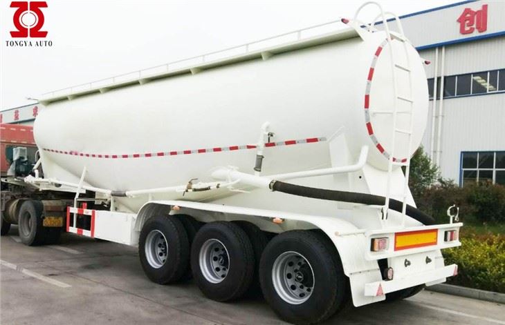 Tankvagn för cement