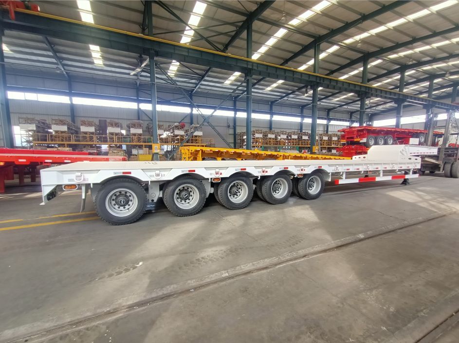 Semitrailer för tunga maskiner