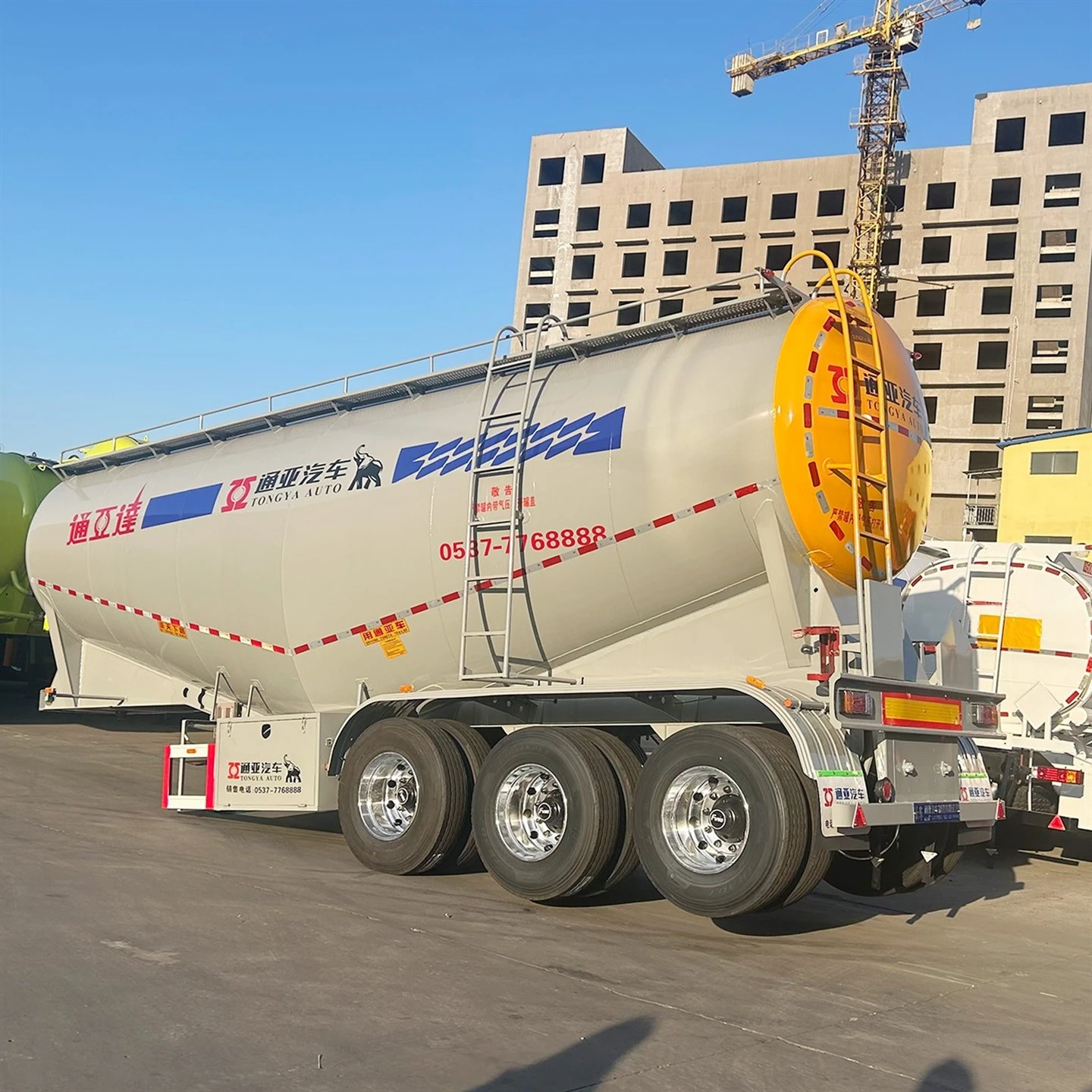 3-axlad Bulk Cement Tanker Semi Trailer