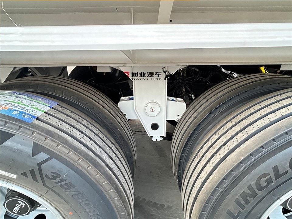 4 Axle 54000 Liter Fuel Tanker Semi Trailer price