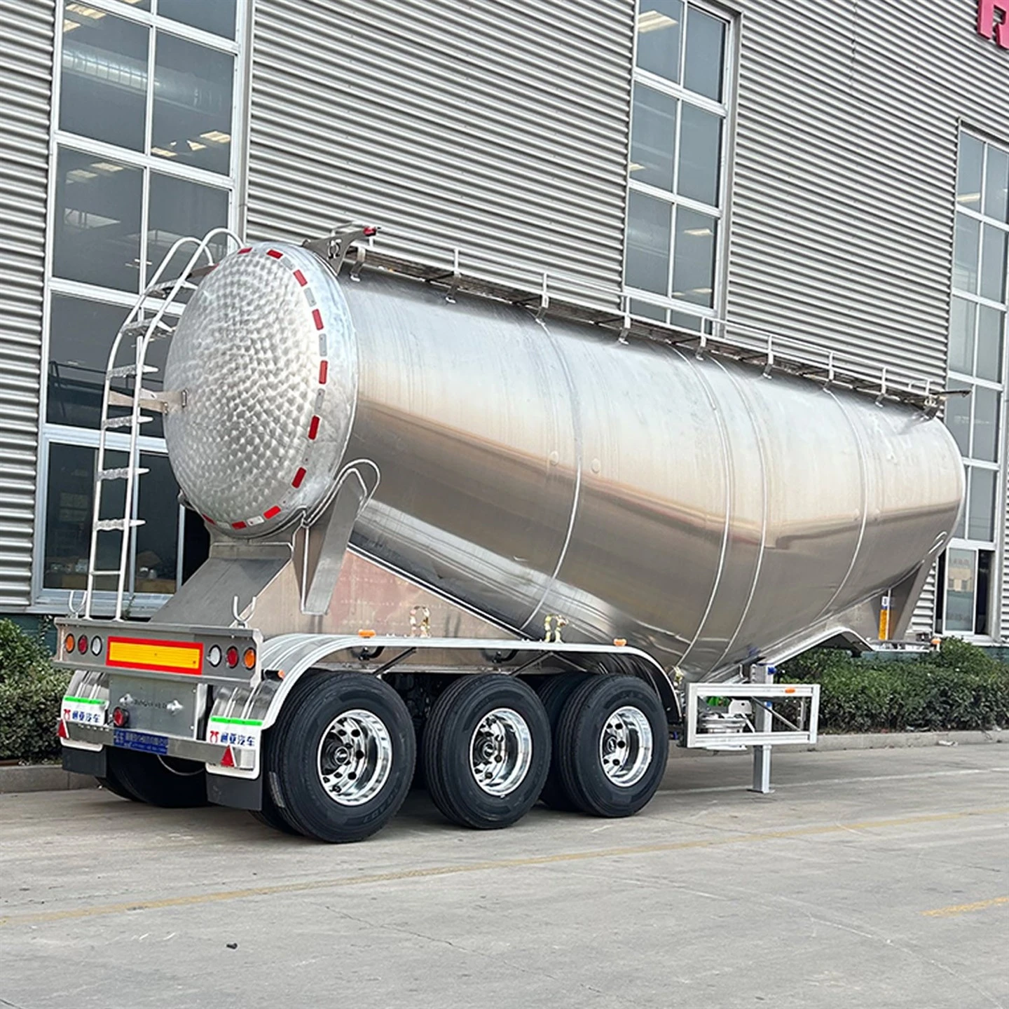 Aluminium Bulk Cement Tanker Trailer