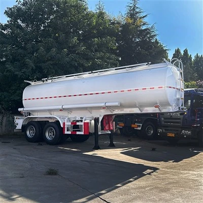 Högkvalitativ 2-axlig bränsletank semitrailer Oljetank semi trailer Anpassad